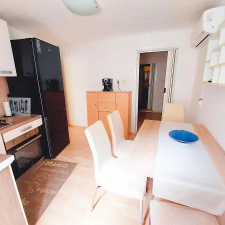 Apartma Tara Apartman *